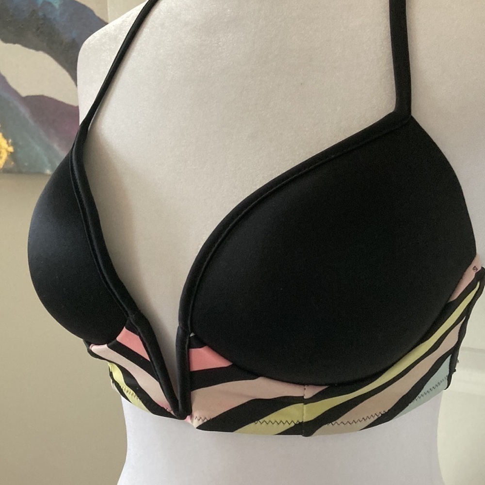 PINK Victoria’s Secret small bikini top halter - Picture 3 of 8